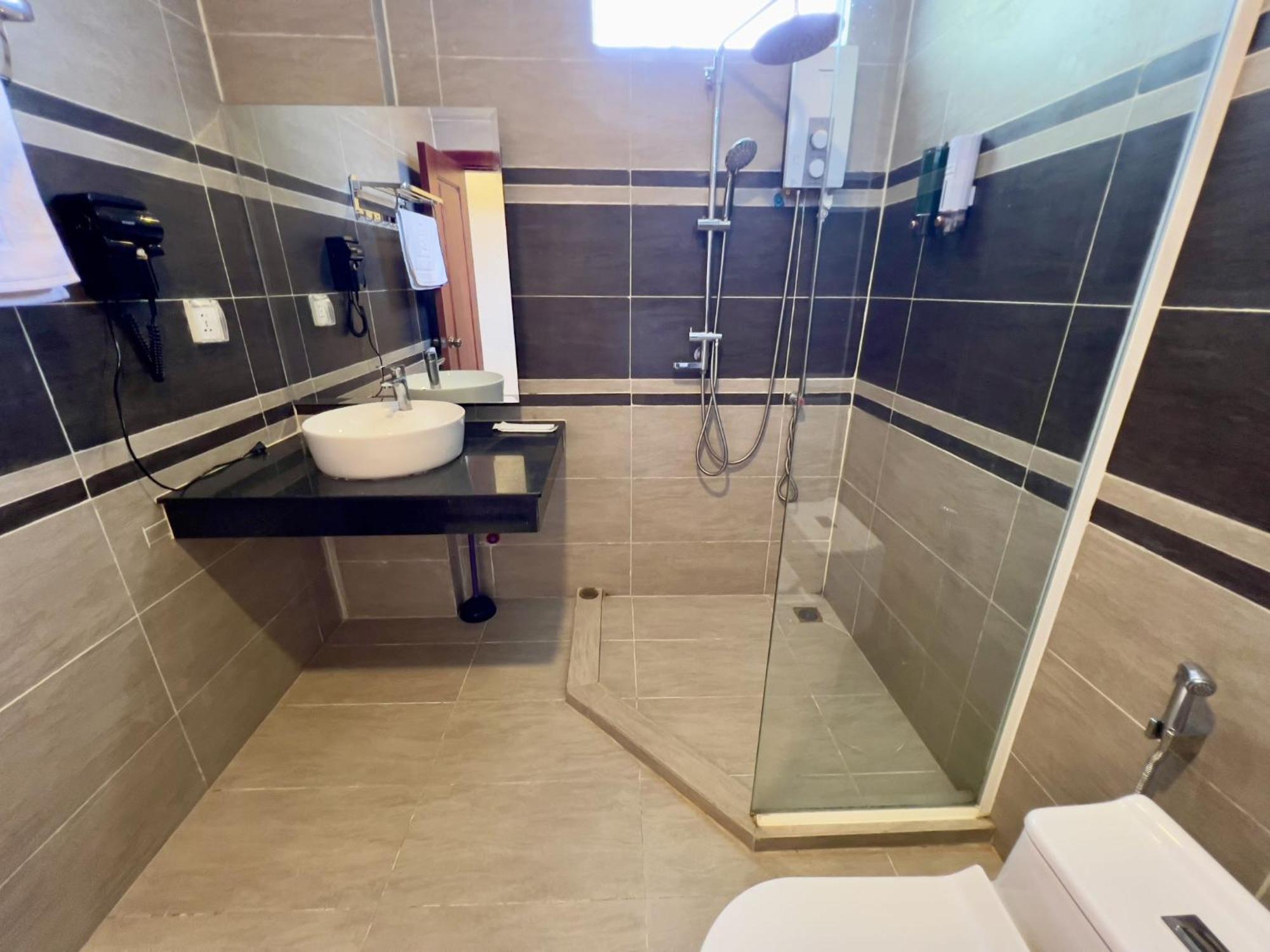 Nyna Villa Guesthouse Kampot Bagian luar foto
